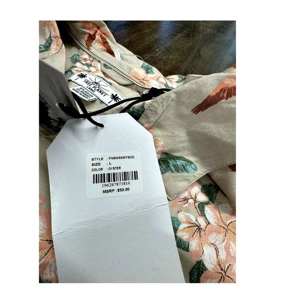 NWT!!! Free Planet Mens, Short Sleeve,Flamingoes, Flowers, MSRP 50, Mens L - Picture 6 of 11